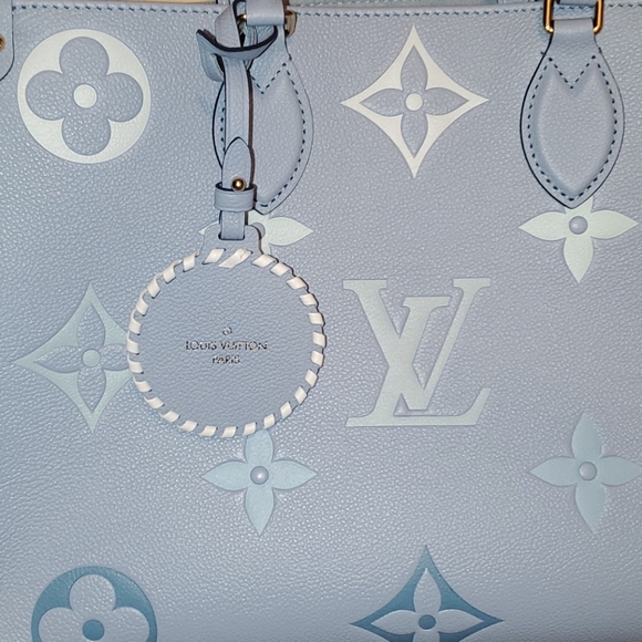 SOLD OUT Louis Vuitton ONTHEGO MM - Picture 10 of 16